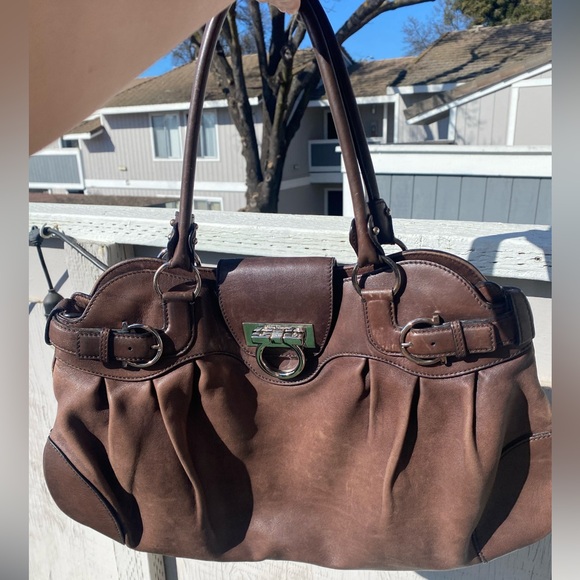 Salvatore Ferragamo Gancini Satchel in Brown Leather - Picture 15 of 16